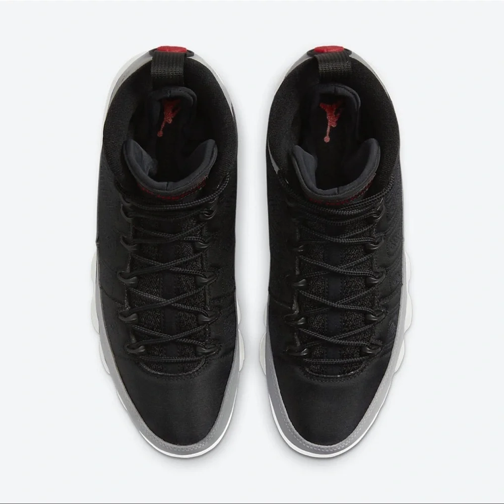 ❌SOLD❌ Air Jordan Retro 9 “Particle Grey” sneakers, New in Box, M9 - Picture 6 of 12